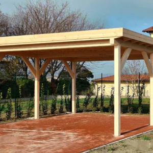 TETTOIA IN LEGNO MOD. LIPARI 36 MQ